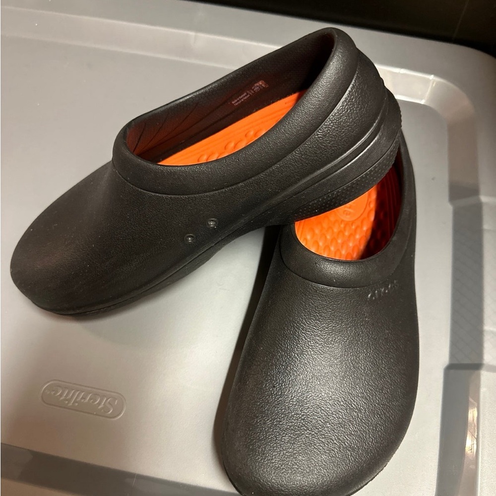 Crocs